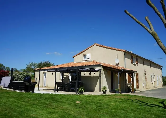 A La Ferme - * Le Boupère