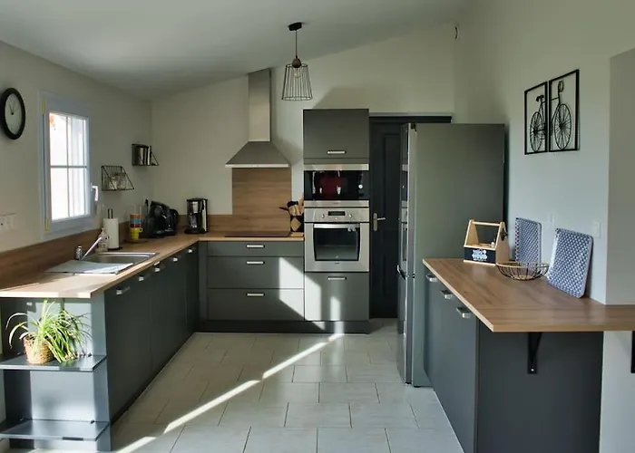 بيت للعطل A La Ferme - *