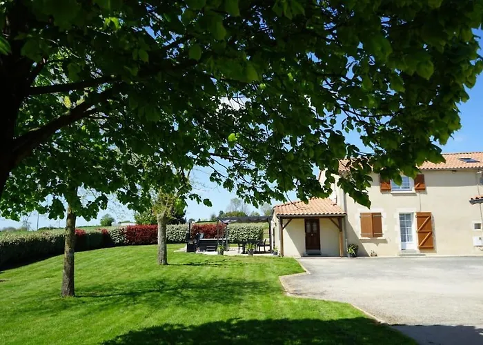 بيت للعطل A La Ferme - *